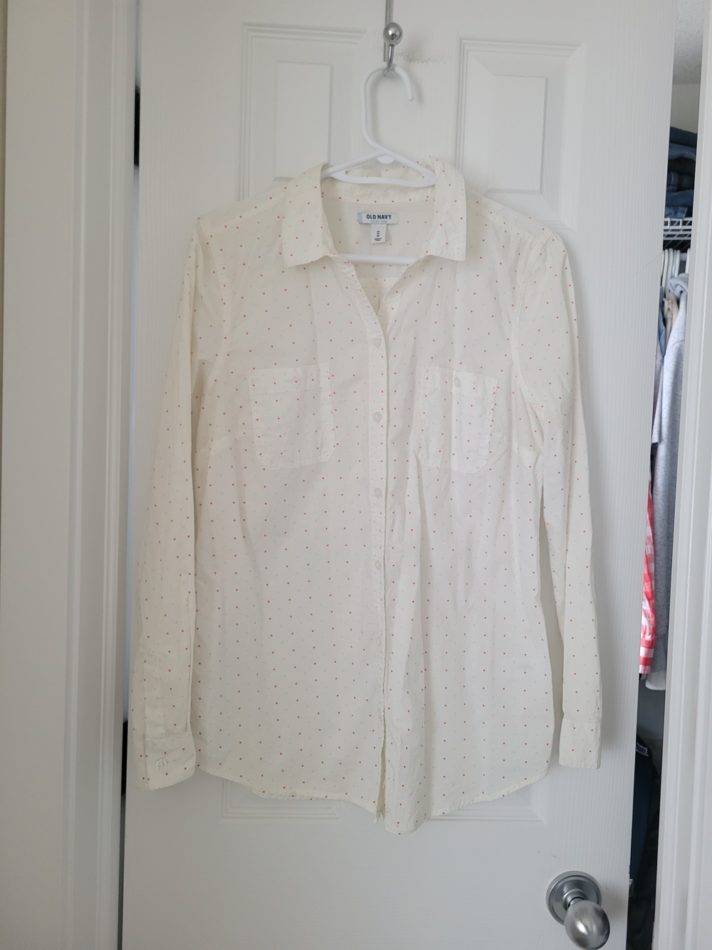 Old Navy Cream Button-Down Shirt with Tiny Red Dot Print Size M